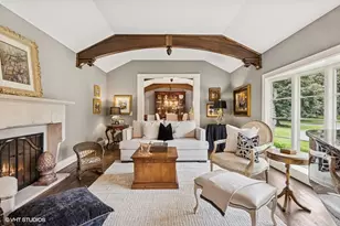 404 Caesar Dr, Barrington Hills, IL 60010 - Photo 8