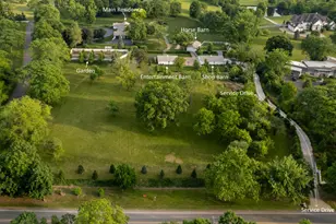 404 Caesar Dr, Barrington Hills, IL 60010 - Photo 4