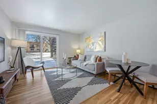 8888 Steven Dr, Des Plaines, IL 60016 - Photo 4