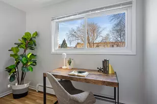 8888 Steven Dr, Des Plaines, IL 60016 - Photo 10