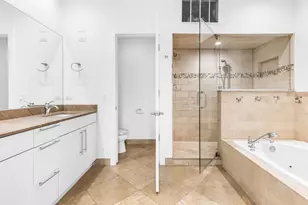 914 W Hubbard St, Chicago, IL 60642 - Photo 14