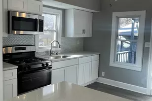 601 S Henrietta Ave, Rockford, IL 61102 - Photo 8