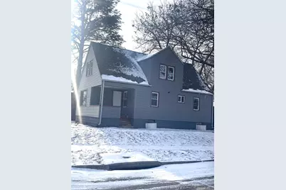 601 S Henrietta Avenue, Rockford, IL 61102 - Photo 1