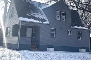 601 S Henrietta Ave, Rockford, IL 61102 - Photo 1