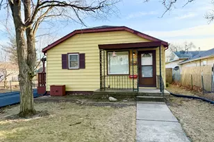 1445 Pickwick St, Ottawa, IL 61350 - Photo 2