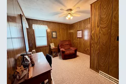 1445 Pickwick Street, Ottawa, IL 61350 - Photo 16