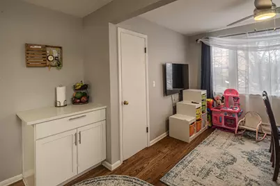 8707 N Oketo Avenue, Niles, IL 60714 - Photo 12