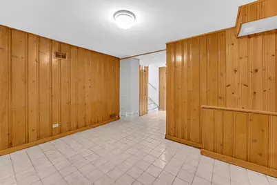 7050 N Keating Avenue, Lincolnwood, IL 60712 - Photo 14