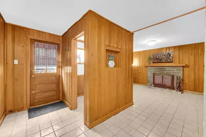 7050 N Keating Avenue, Lincolnwood, IL 60712 - Photo 12