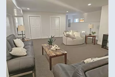 628 S Midland Avenue, Rockdale, IL 60436 - Photo 8