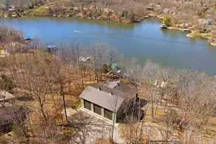 3675 Parrish Ridge Rd, Orangeville, IL 62939 - Photo 2