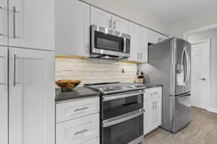 3741 Mission Hills Rd, Northbrook, IL 60062 - Photo 6