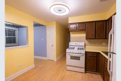 9170 Crescent Court, Oak Lawn, IL 60453 - Photo 6