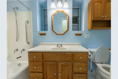 9170 Crescent Court, Oak Lawn, IL 60453 - Photo 8