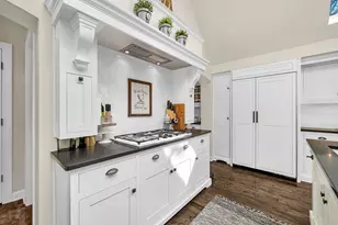 719 Stonebridge Rd, Frankfort, IL 60423 - Photo 6