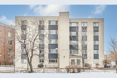 4976 N Milwaukee Avenue #401, Chicago, IL 60630 - Photo 1