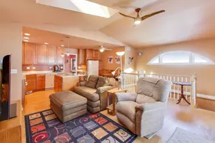 365 N Walnut St, Elmhurst, IL 60126 - Photo 4