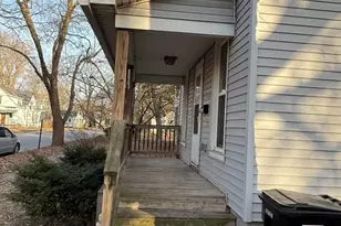 505 E Green St, Urbana, IL 61802 - Photo 2