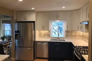 1533 Dempster St, Evanston, IL 60201 - Photo 4