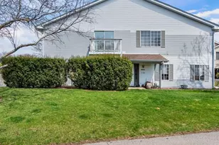 6S018 Steeple Run Dr, Naperville, IL 60540 - Photo 1