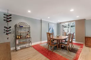 3918 Dundee Rd, Northbrook, IL 60062 - Photo 8