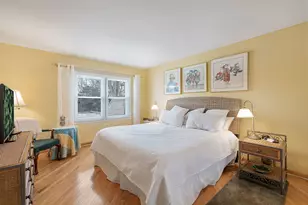 3918 Dundee Rd, Northbrook, IL 60062 - Photo 14