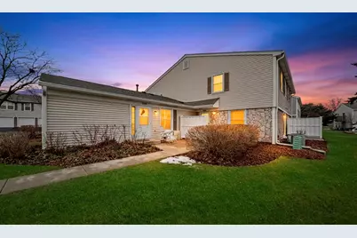 1033 Glouchester Harbor #3602, Schaumburg, IL 60193 - Photo 2