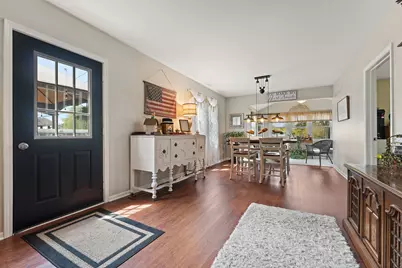 19061 Wentworth Avenue, Lansing, IL 60438 - Photo 10