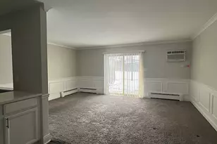 2426 N Kennicott Dr, Arlington Heights, IL 60004 - Photo 4