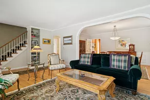 2732 Lincolnwood Dr, Evanston, IL 60201 - Photo 2