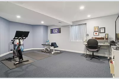 2732 Lincolnwood Drive, Evanston, IL 60201 - Photo 24