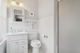 2732 Lincolnwood Dr, Evanston, IL 60201 - Photo 12