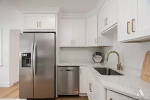 18441 Stewart Ave, Homewood, IL 60430 - Photo 16