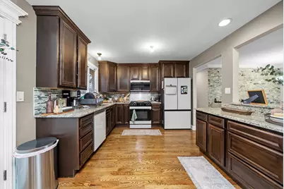 [Address not provided], Burbank, IL 60459 - Photo 10