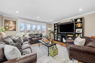 [Address not provided], Burbank, IL 60459 - Photo 4