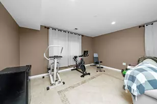 [Address not provided], Burbank, IL 60459 - Photo 24