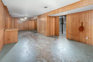 607 6th St, Rock Island, IL 61201 - Photo 18