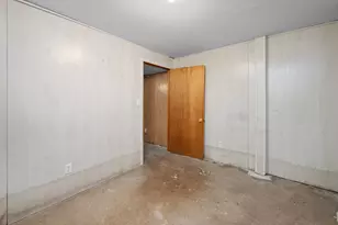 607 6th St, Rock Island, IL 61201 - Photo 22