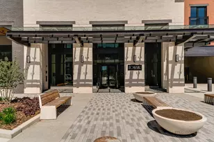 750 Hawthorn Row, Vernon Hills, IL 60061 - Photo 2