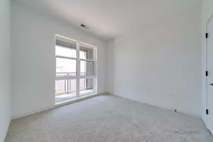 750 Hawthorn Row, Vernon Hills, IL 60061 - Photo 18