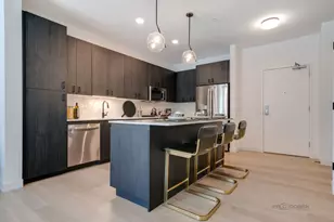 750 Hawthorn Row, Vernon Hills, IL 60061 - Photo 12