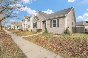 1512 Ogelthorpe Ave, Urbana, IL 61802 - Photo 2