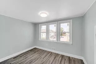 35 S 16th Ave, Maywood, IL 60153 - Photo 12