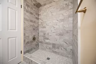 720 Wellington Ave, Elk Grove Village, IL 60007 - Photo 14