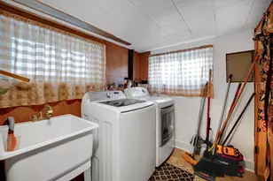 10505 S Whipple St, Chicago, IL 60655 - Photo 12