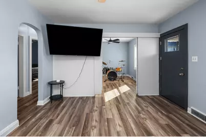 1619 20th Avenue, Rock Island, IL 61201 - Photo 4