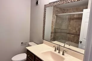 2856 Evergreen Ln, Aurora, IL 60502 - Photo 26