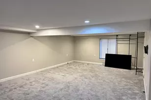 2856 Evergreen Ln, Aurora, IL 60502 - Photo 30