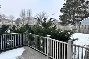 2856 Evergreen Ln, Aurora, IL 60502 - Photo 38