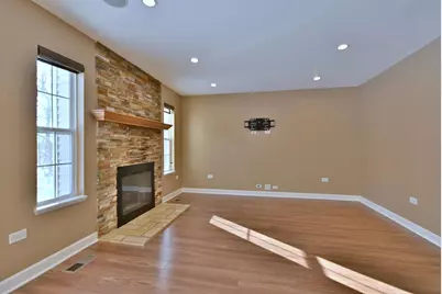 5205 Granite Court, Crystal Lake, IL 60012 - Photo 8